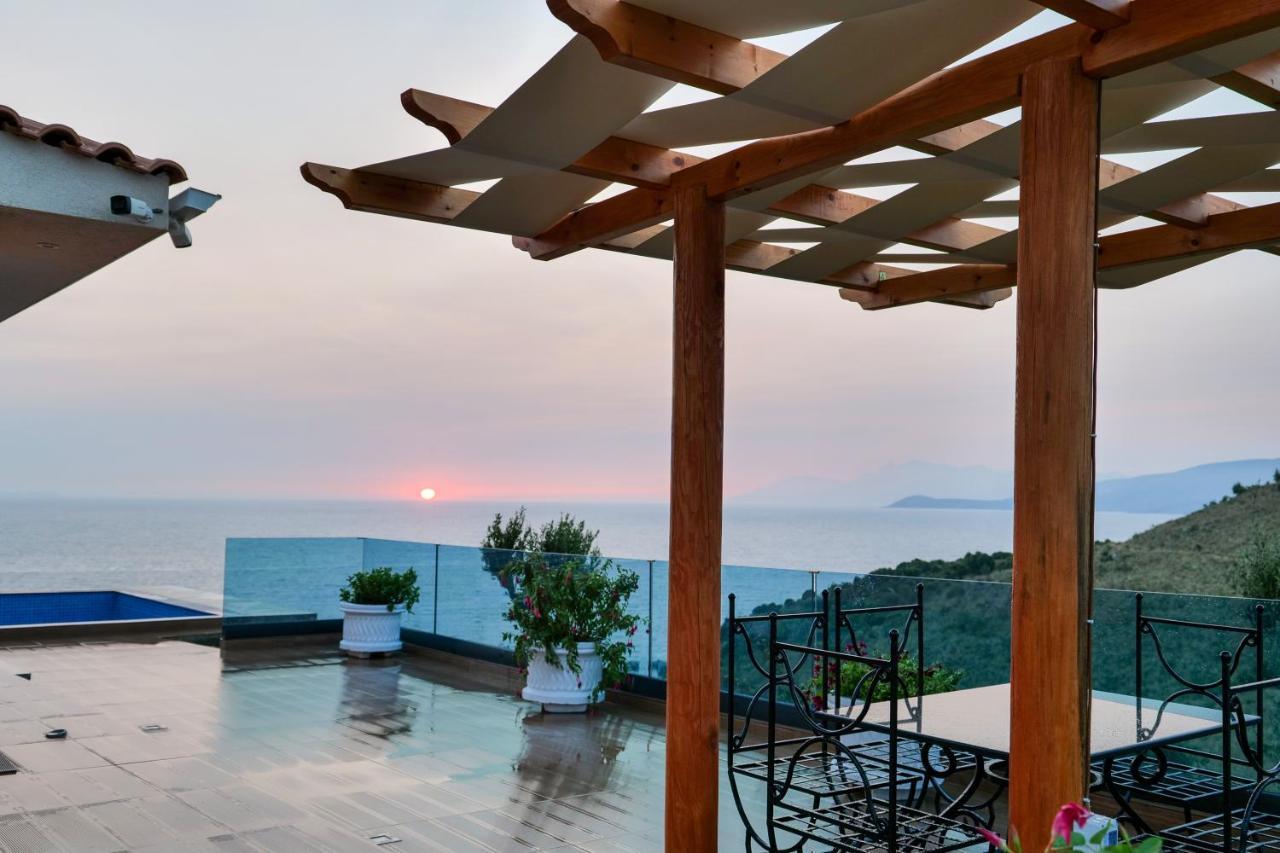 Twins Villa Sarandë Esterno foto