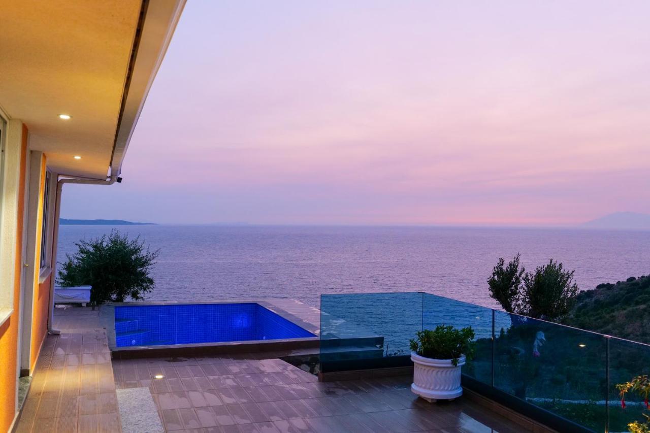 Twins Villa Sarandë Esterno foto