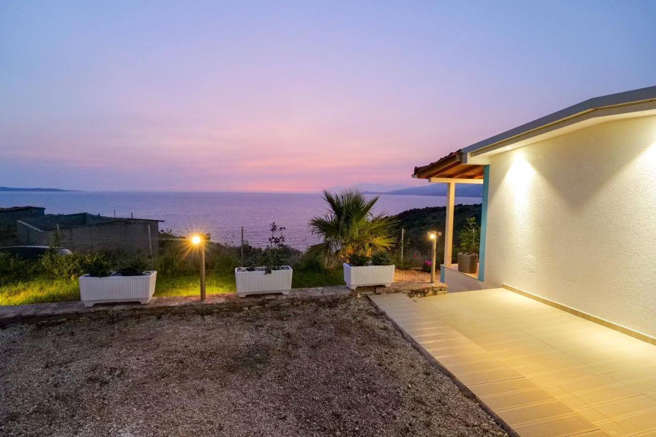 Twins Villa Sarandë Esterno foto