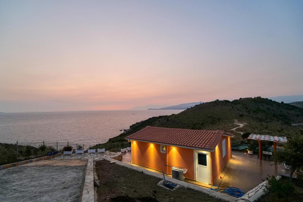 Twins Villa Sarandë Esterno foto