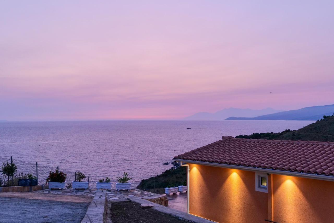 Twins Villa Sarandë Esterno foto