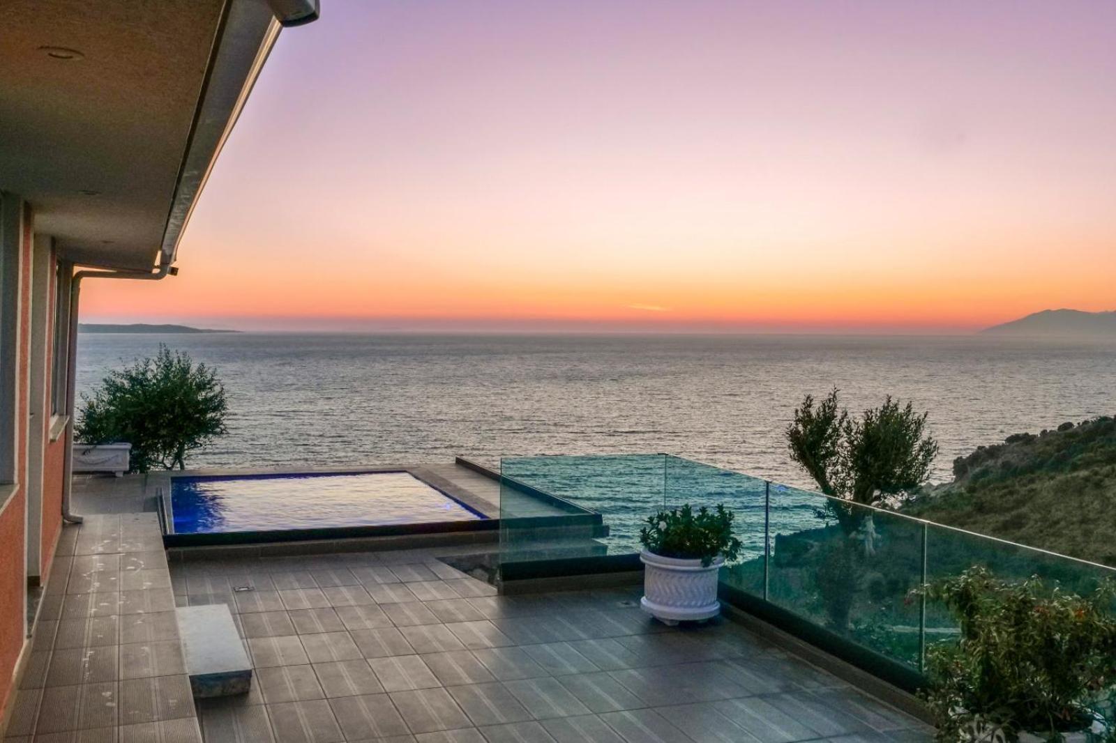 Twins Villa Sarandë Esterno foto